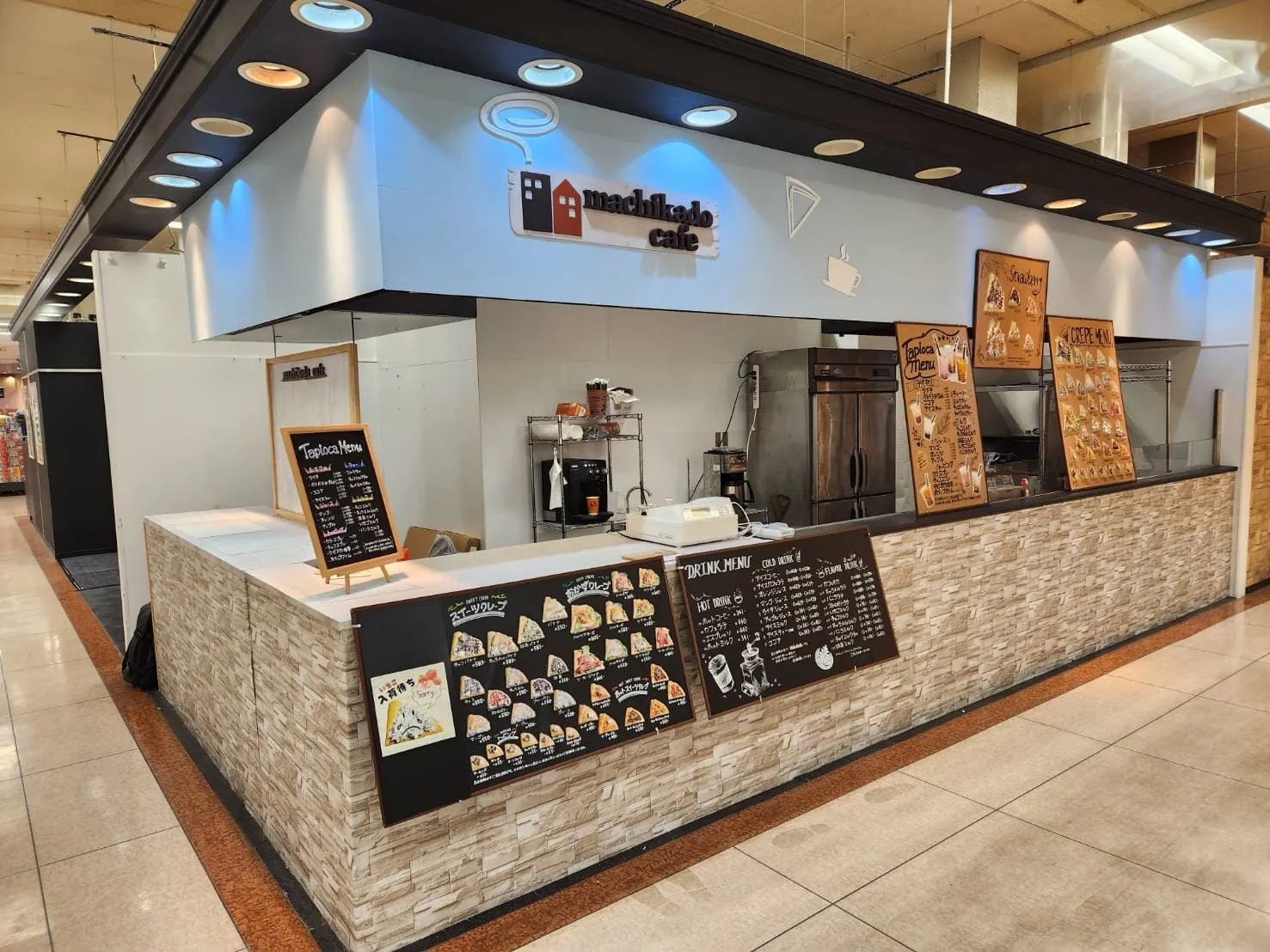 手書きメニューで魅せるカフェの店頭デザイン｜制作レポ（大阪）